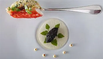 Le Moulin De Mougins - Chateaux & Hotels Collection