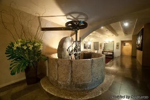 Le Moulin De Mougins - Chateaux & Hotels Collection 4*,  France