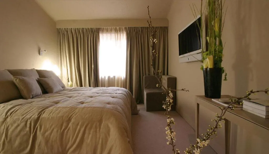 Le Moulin De Mougins - Chateaux & Hotels Collection 4*,